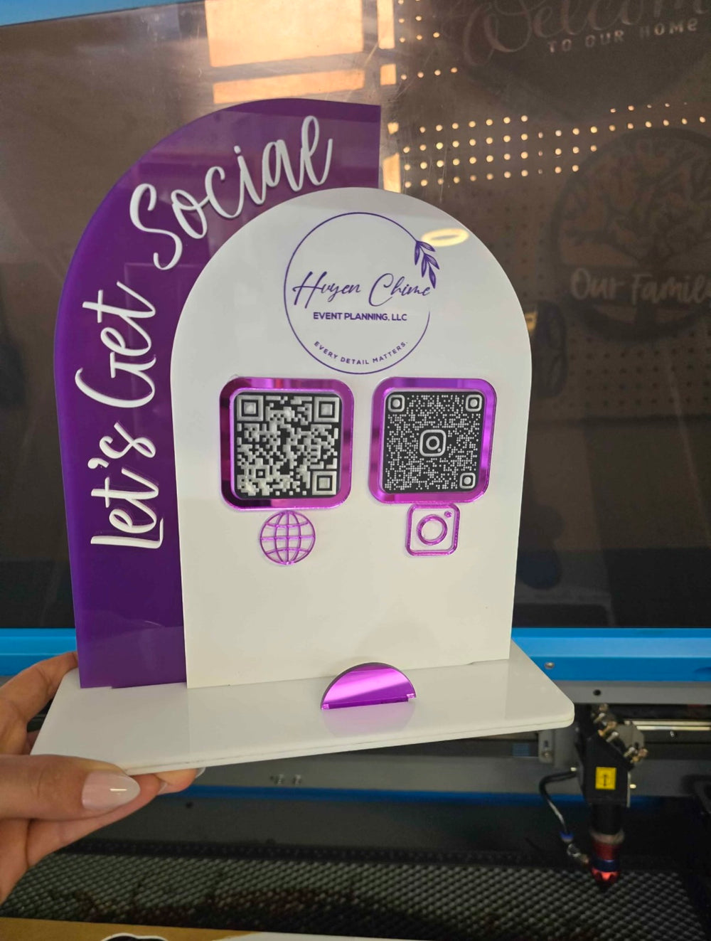 Custom 4.5 x 9 acrylic QR code display sign for small business – APM Printing